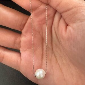 Cultured Freshwater Pearl (8-1/2mm) 18" Pendant Necklace in 14k Gold